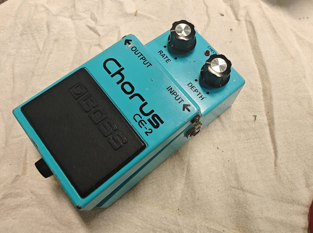 Boss CE-2