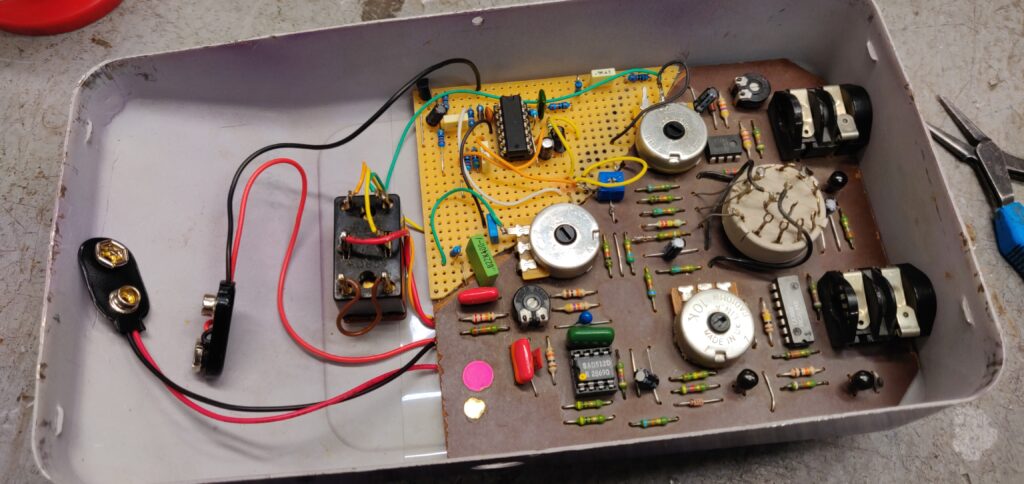 Colorsound flanger repair