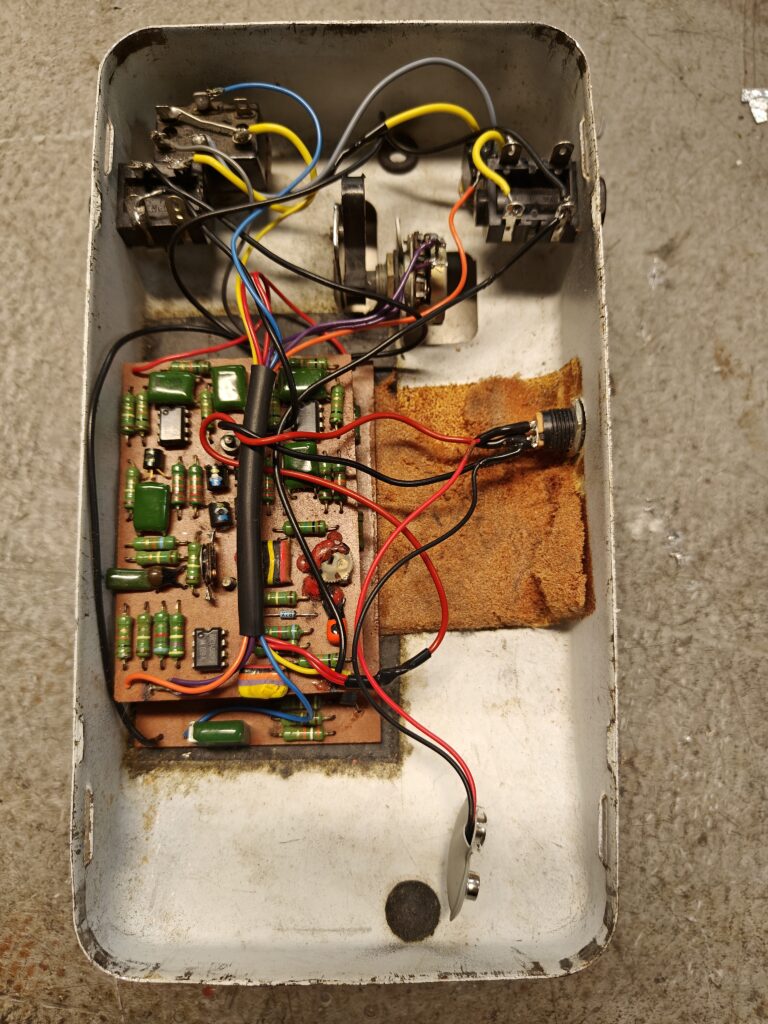 Colorsound FuzzPhaze