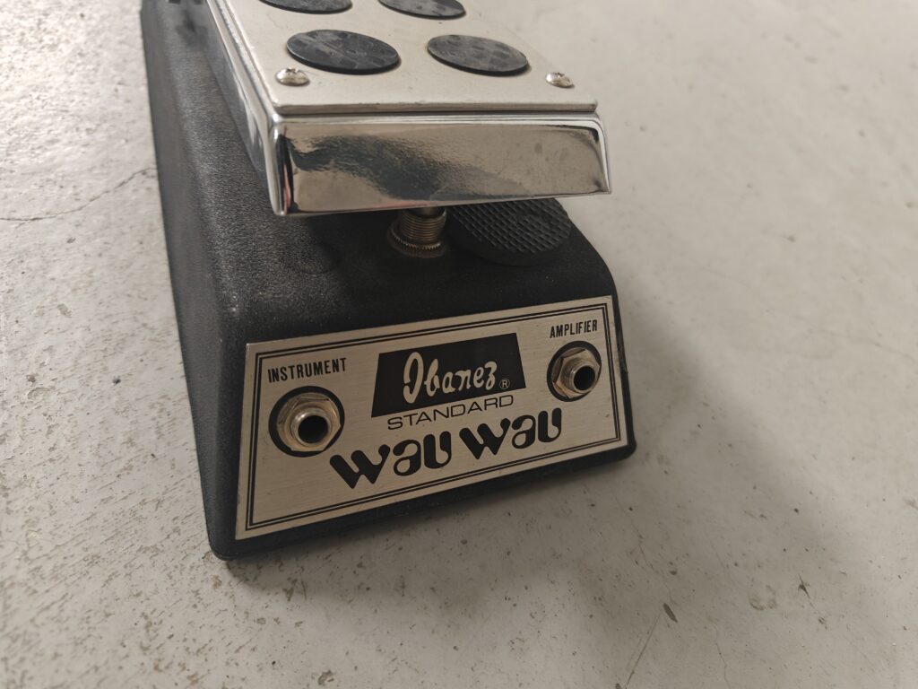 Ibanez Standard Wau Wau
