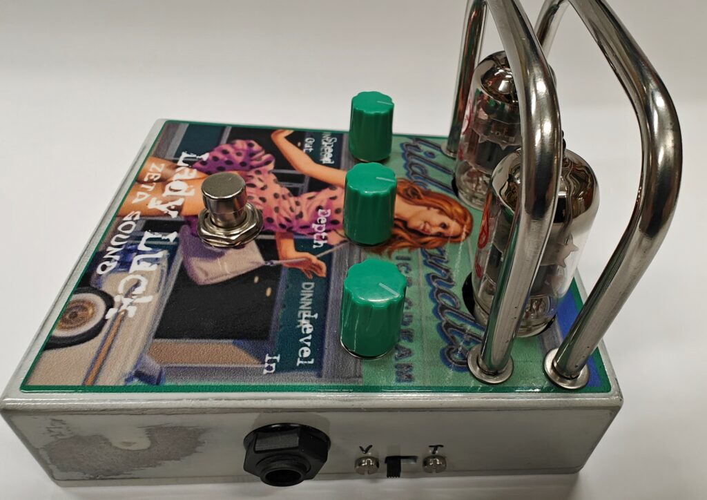 High voltage tube vibrato pedal Lady Dirt