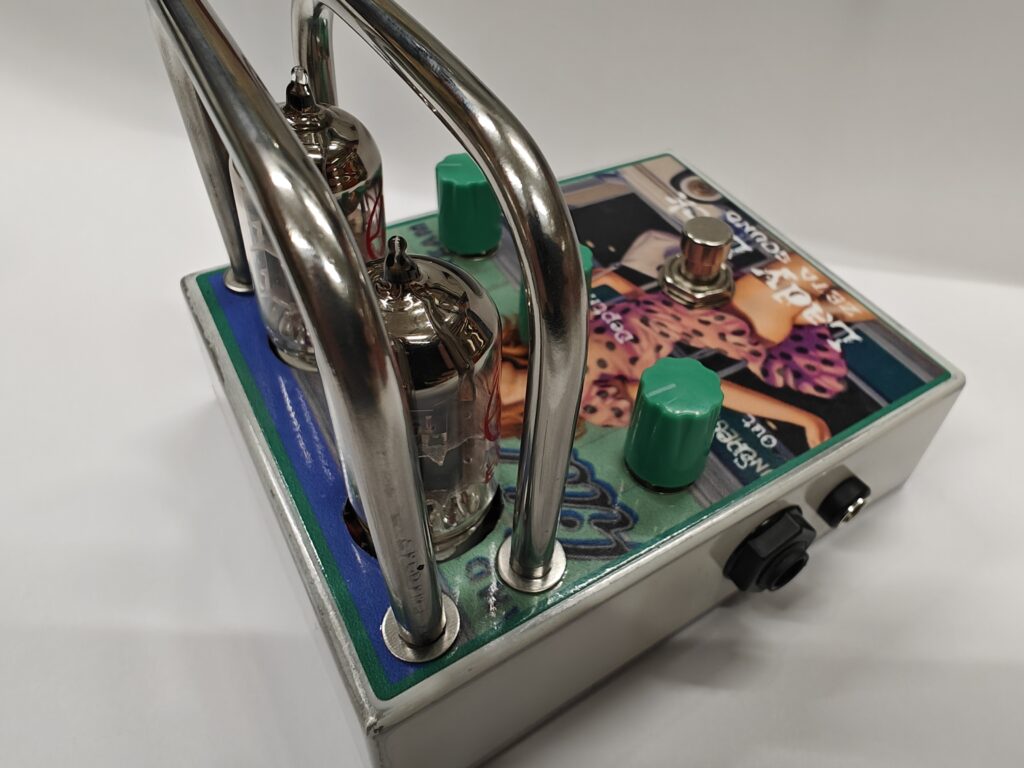 High voltage tube vibrato pedal Lady Dirt