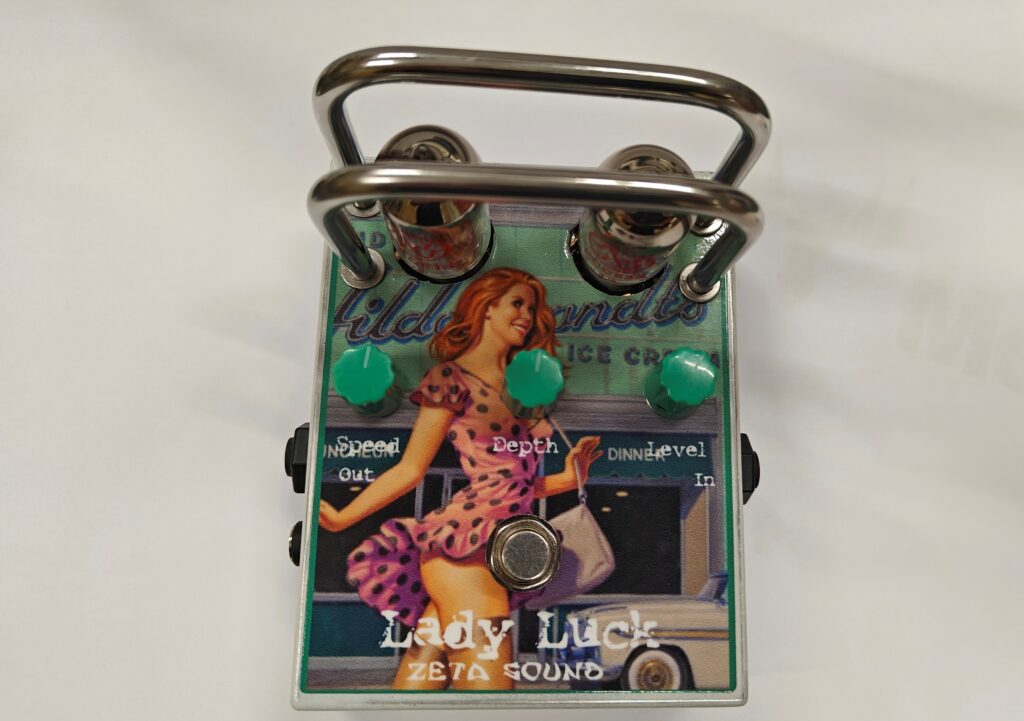 High voltage tube vibrato pedal Lady Dirt