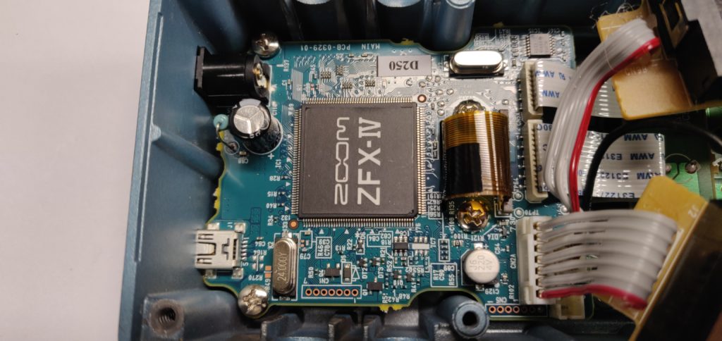 Zeta Sound Zoom MS-70CDR guts